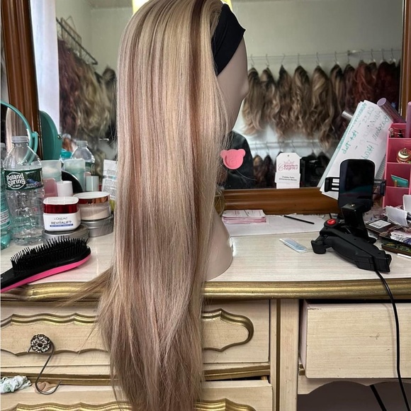 Chelsey smith crown - Picture 3 of 5